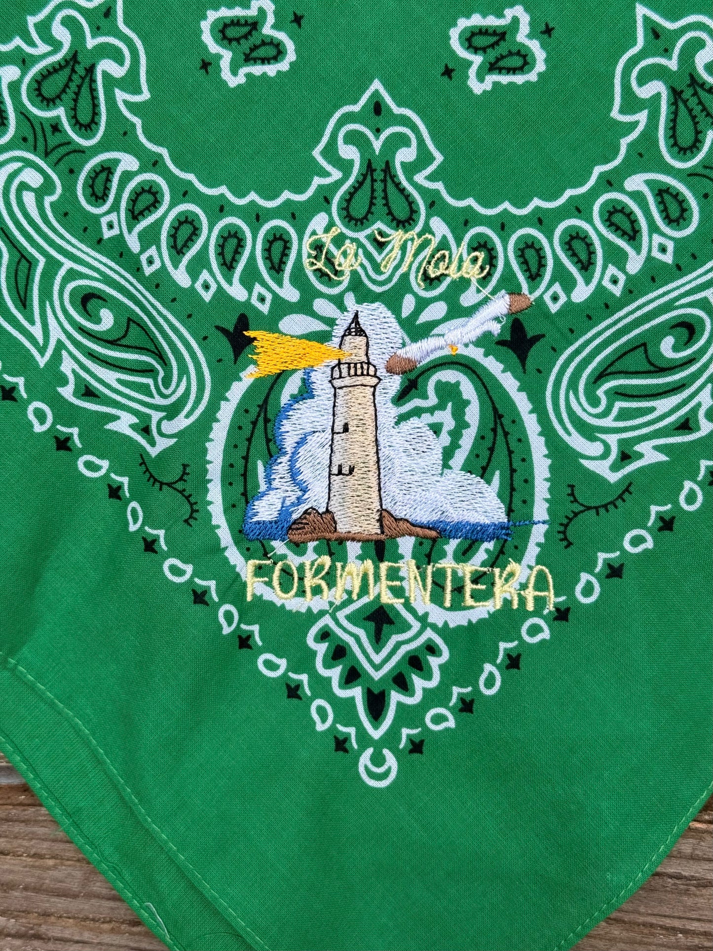 Bandanas bordadas