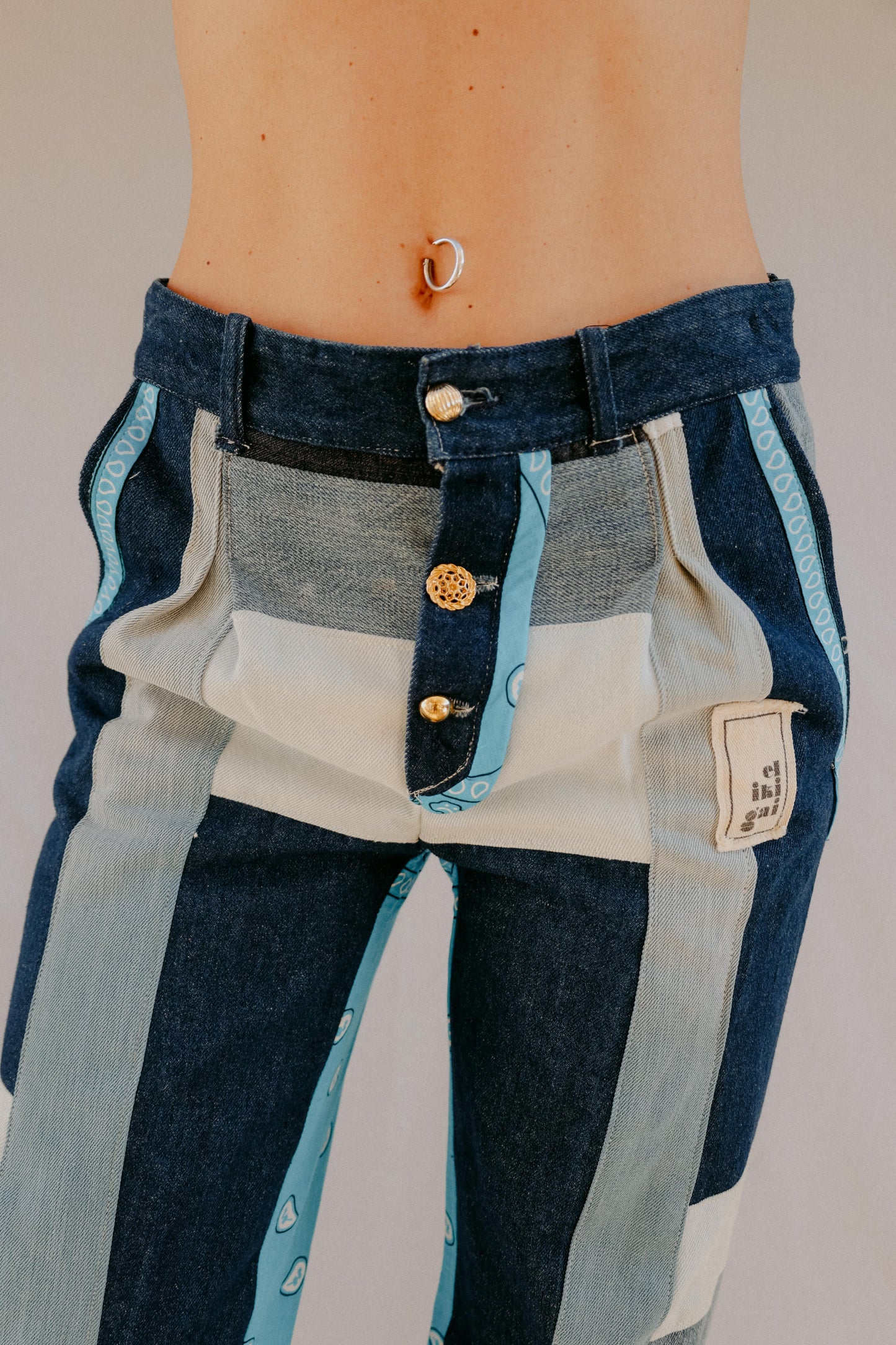 Pantalón patchwork