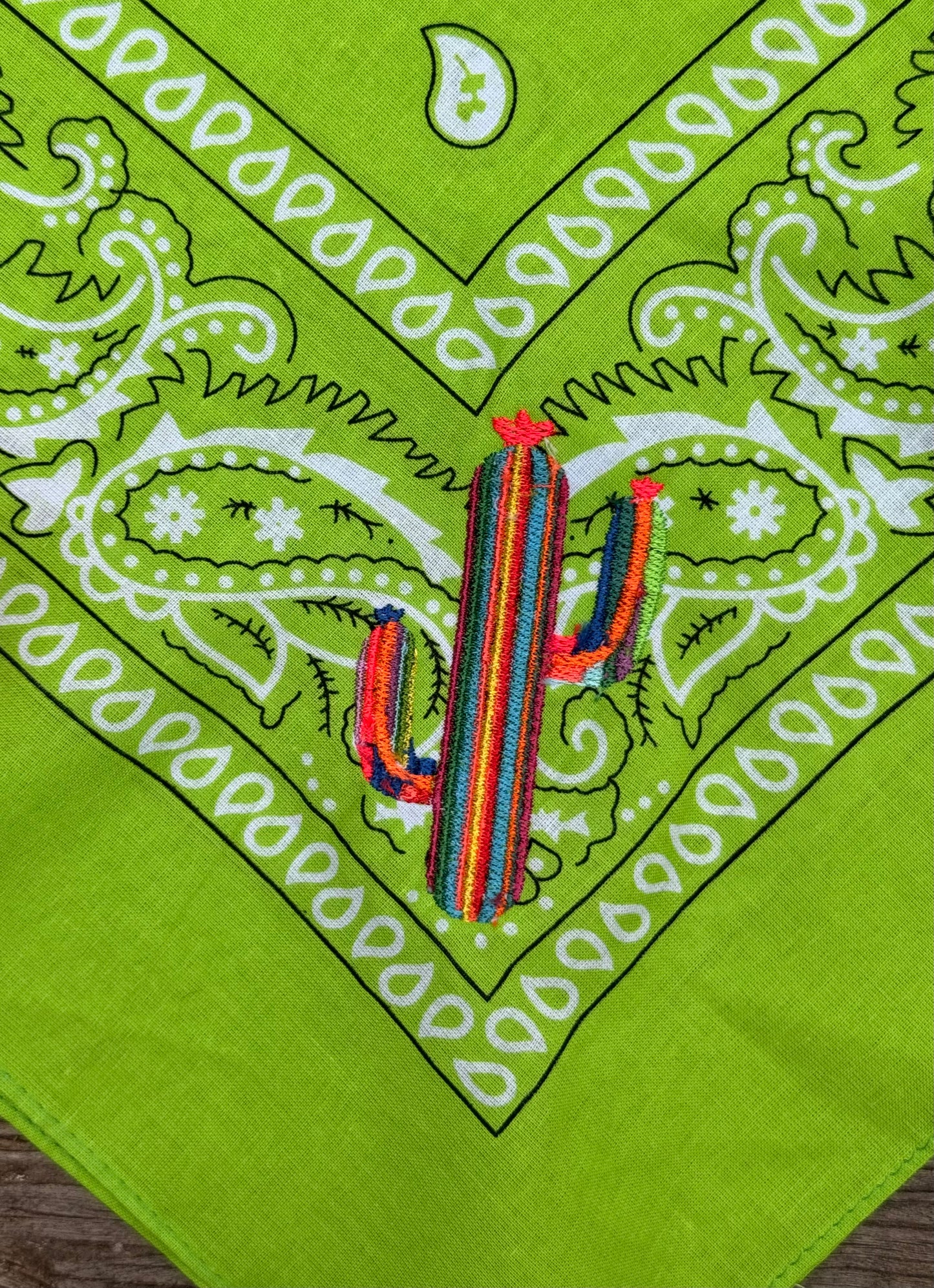 Bandanas bordadas