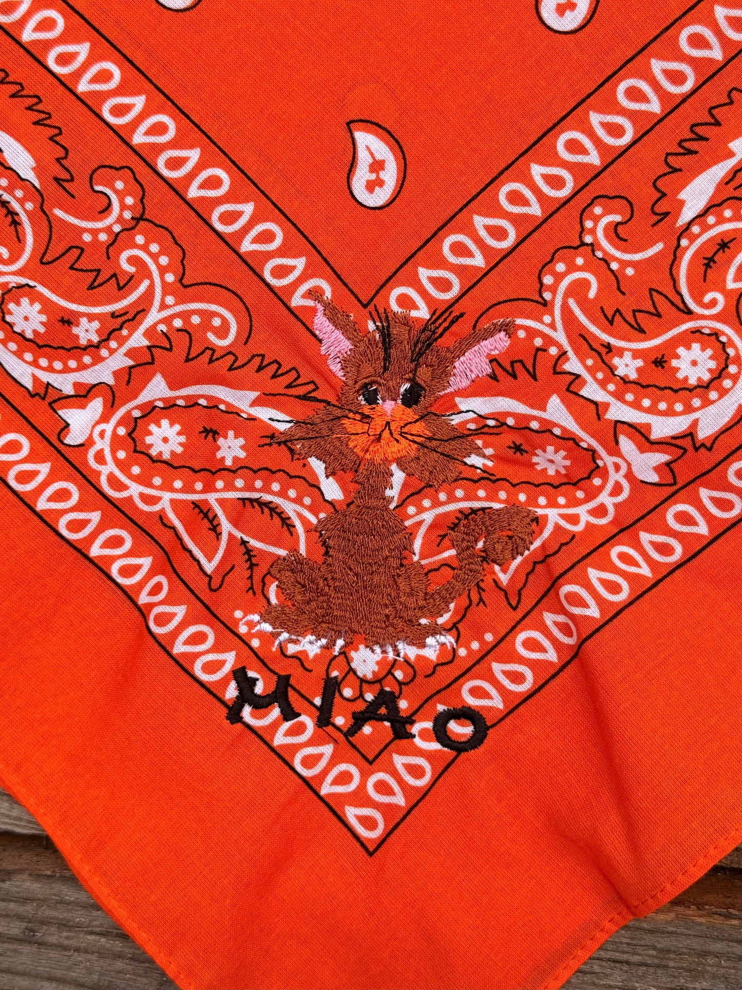 Bandanas bordadas