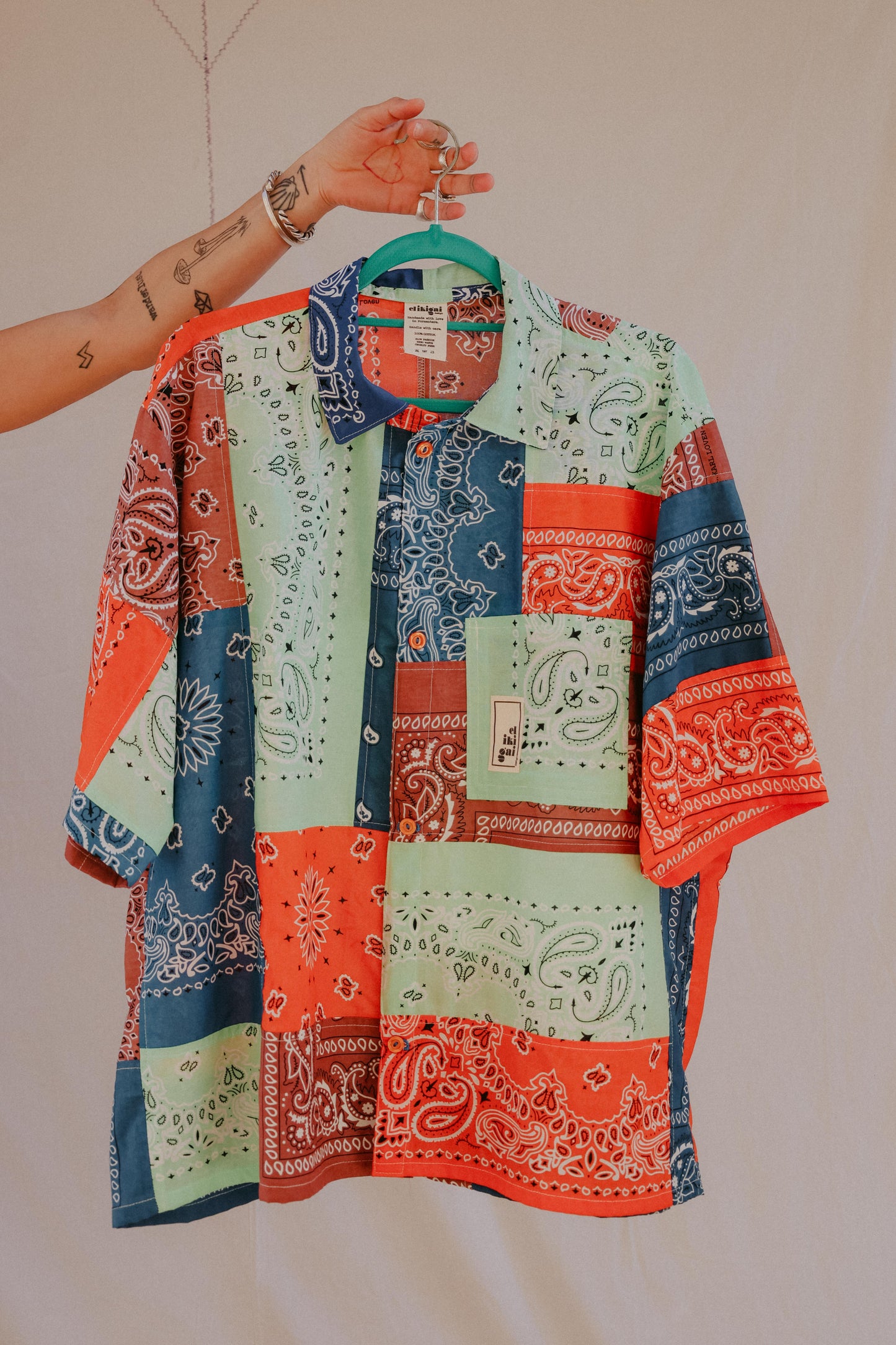 Camisa patchwork multicolor