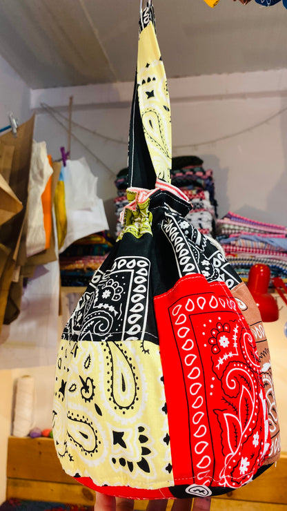 Patchwork bucket bag paisley